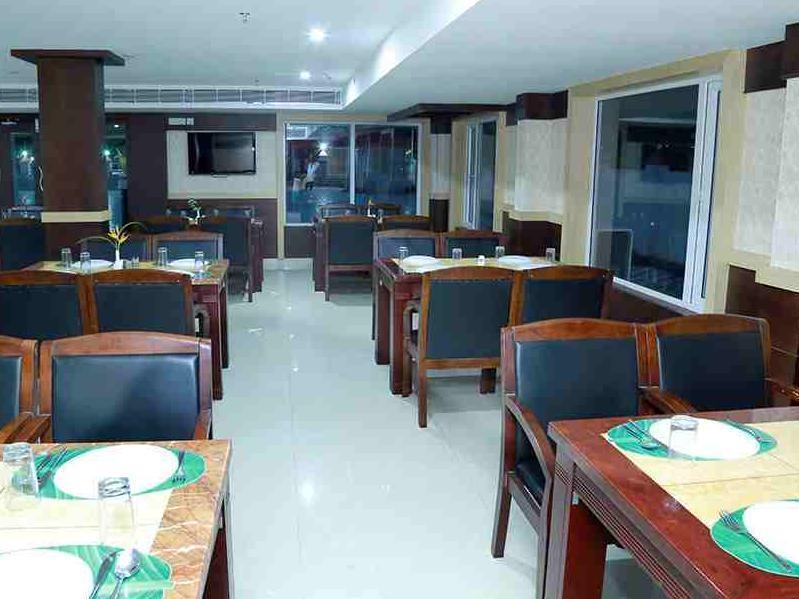 Thachaparambil Residency Alappuzha Bagian luar foto